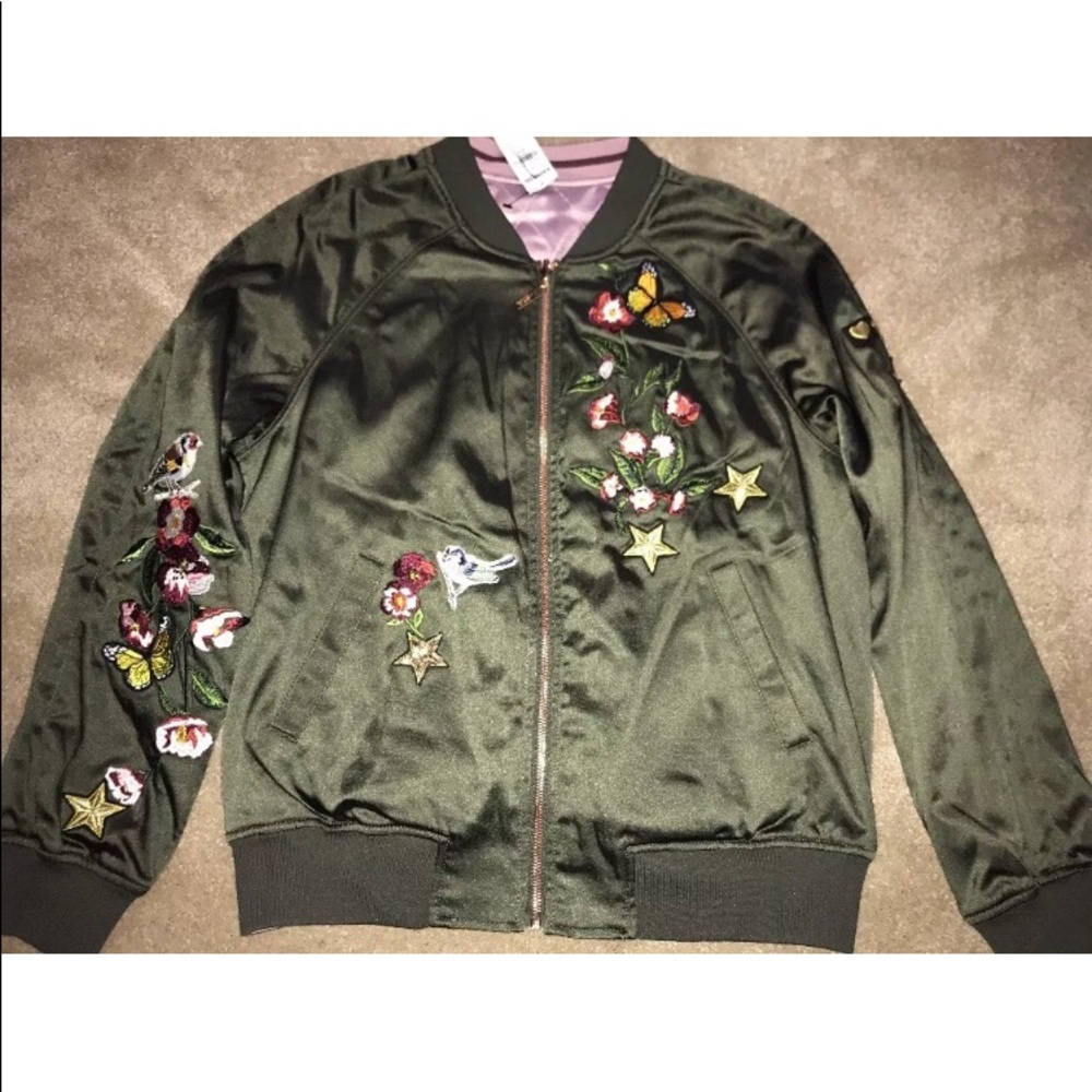 New embroidery bomber jacket spring Karlie Kloss - Picture 6 of 7